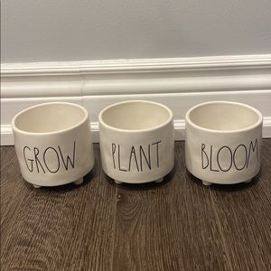 Rae Dunn Plant Pots